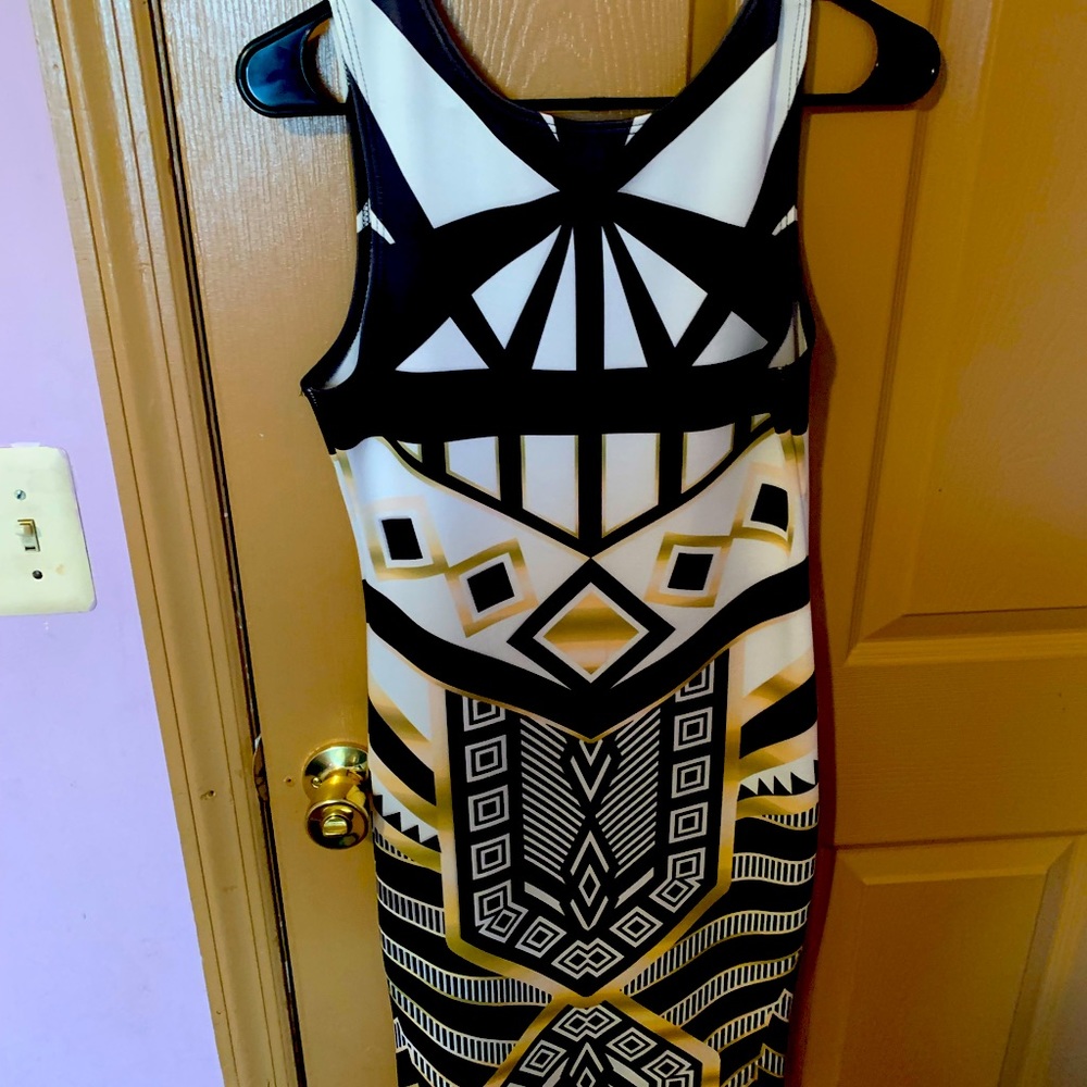 Elegant geometric dress